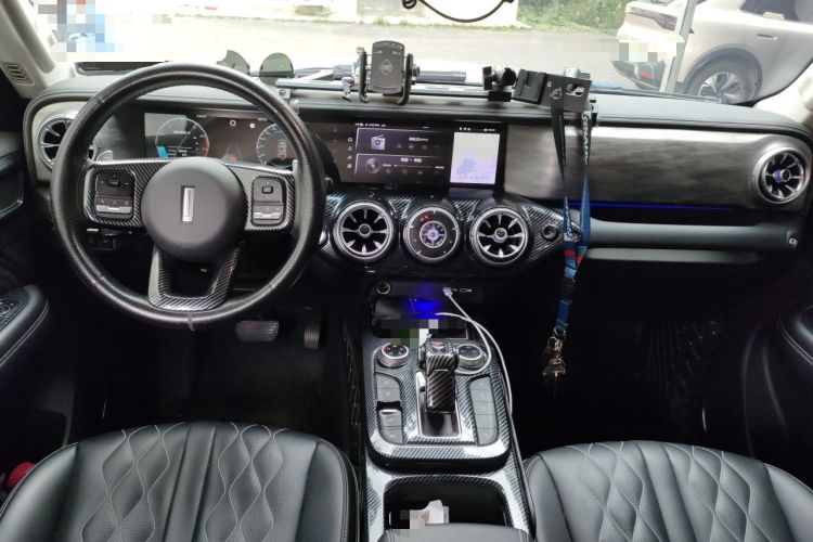 Used Tank 300 2021 Off-Road Edition 2.0T Challenger Center Console