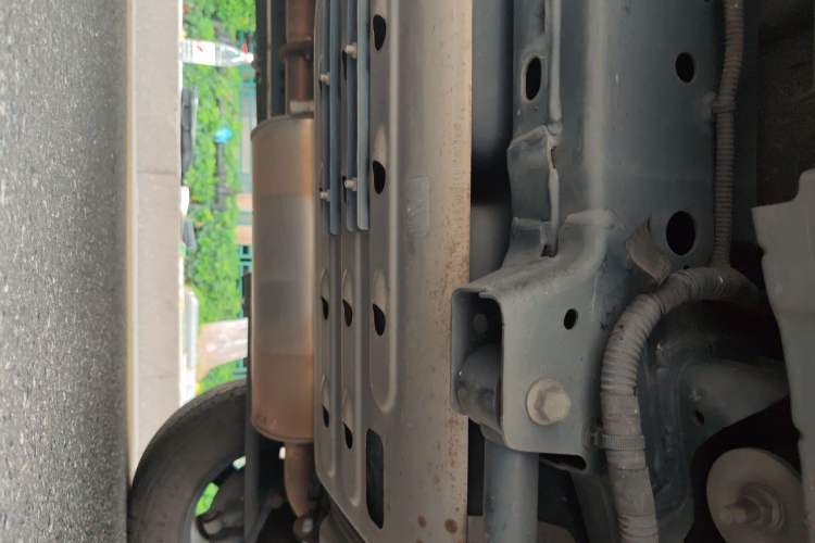 Used Tank 300 2021 Off-Road Edition 2.0T Conqueror Chassis Rear Left