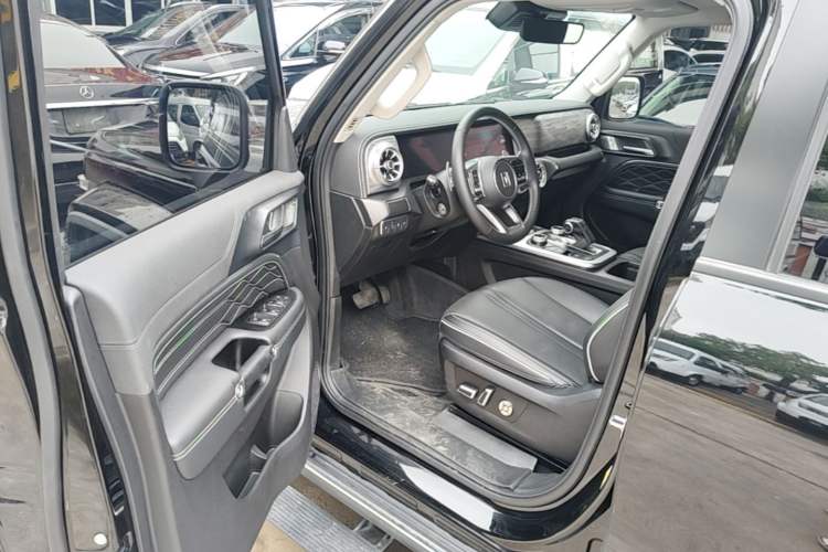 Used Tank 300 2021 City Edition 2.0T—Truly Stylish Driver Seat