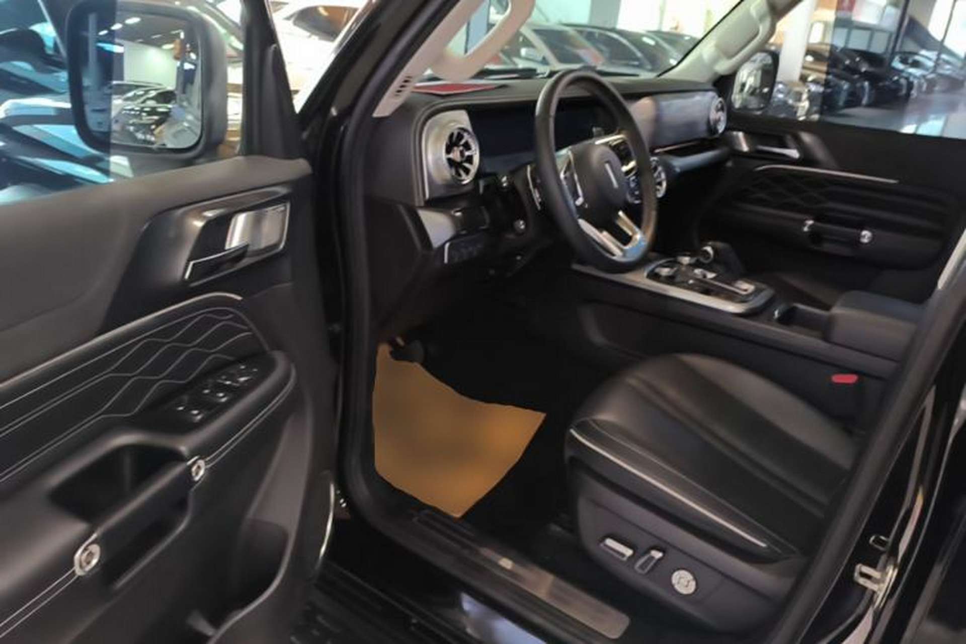 Used Tank 300 2021 Off-Road Edition 2.0T Conqueror Driver Seat