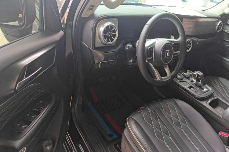 Used Tank 300 2021 Off-Road Edition 2.0T Challenger Driver Seat
