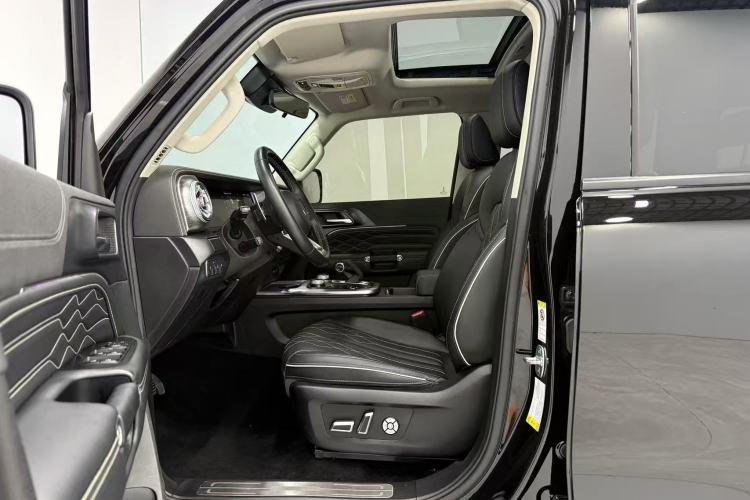 Used Tank 300 2021 Off-Road Edition 2.0T Challenger Driver Seat