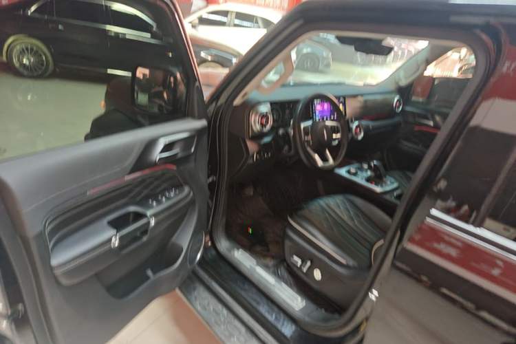 Used Tank 300 2021 Off-Road Edition 2.0T Challenger Driver Seat