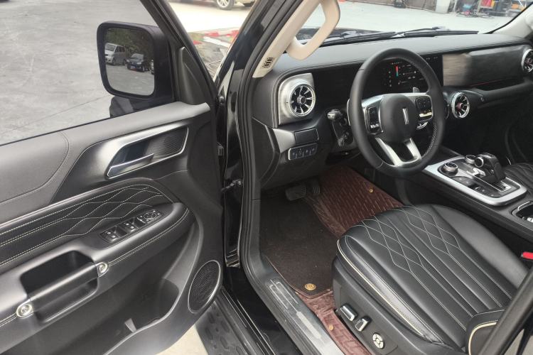 Used Tank 300 2021 Off-Road Edition 2.0T Challenger Driver Seat