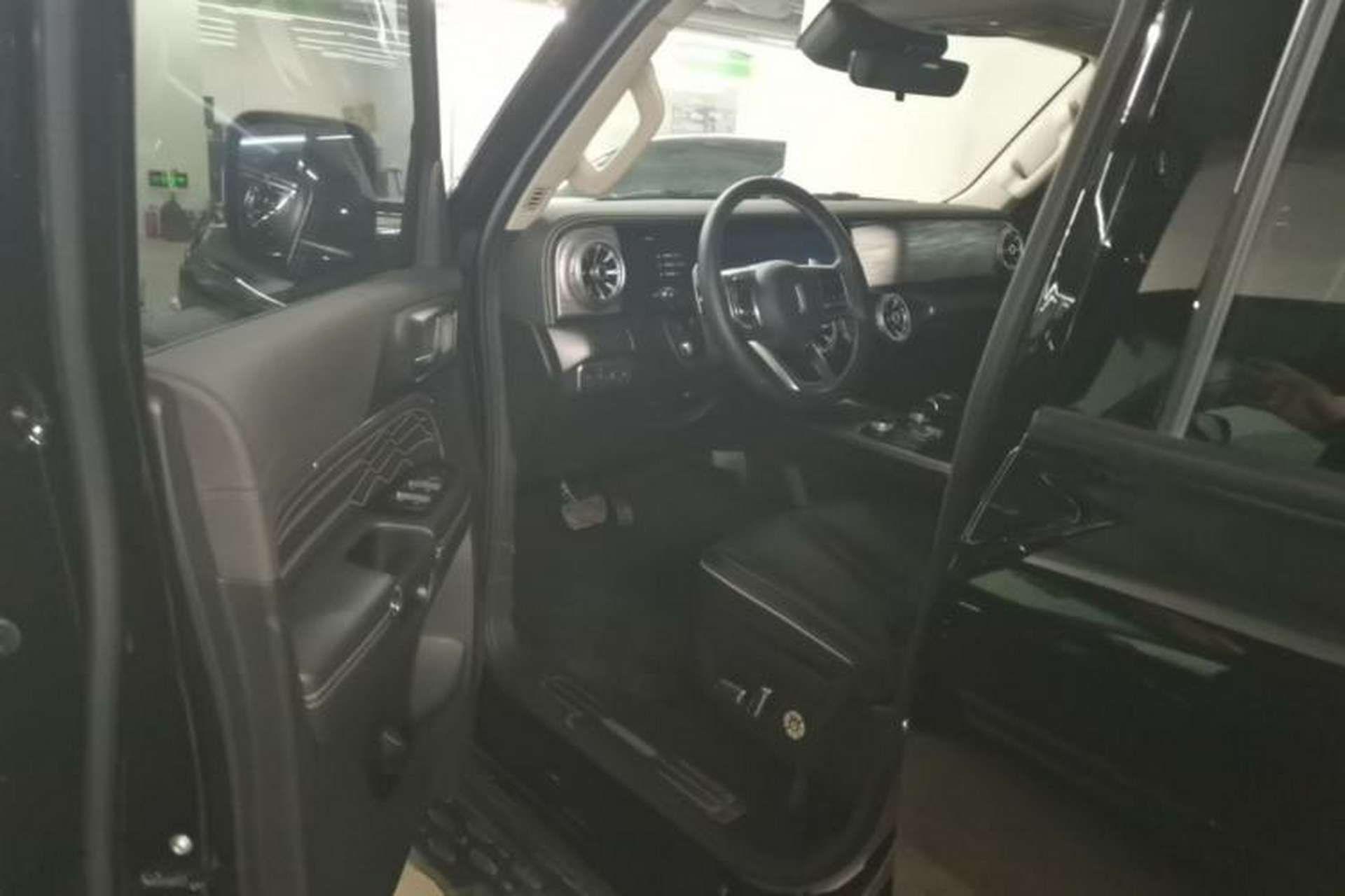 Used Tank 300 2021 Off-Road Edition 2.0T Conqueror Driver Seat