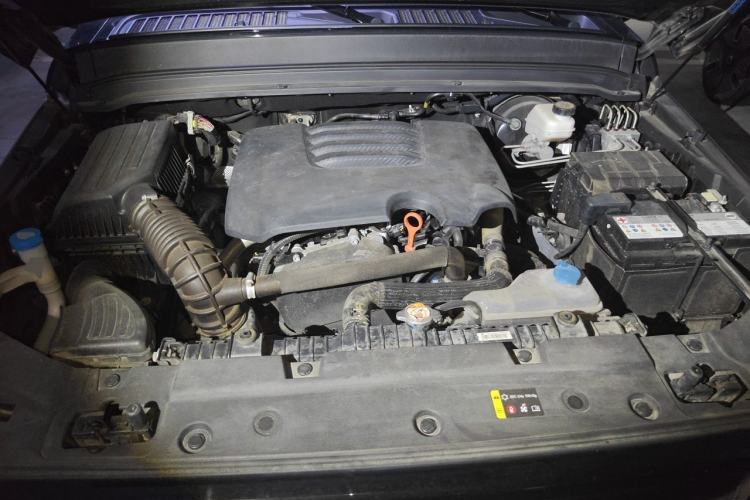 Used Tank 300 2021 City Edition 2.0T—Truly Stylish Engine Bay