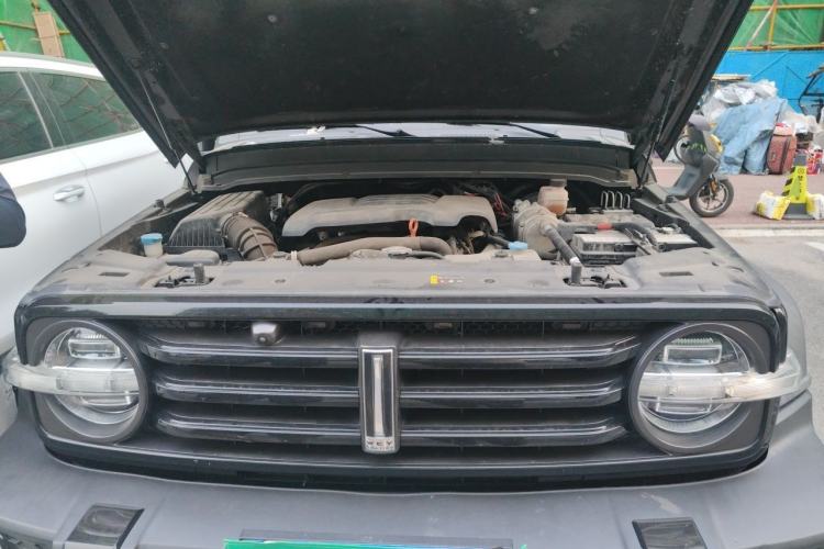 Used Tank 300 2021 Off-Road Edition 2.0T Challenger Engine Bay