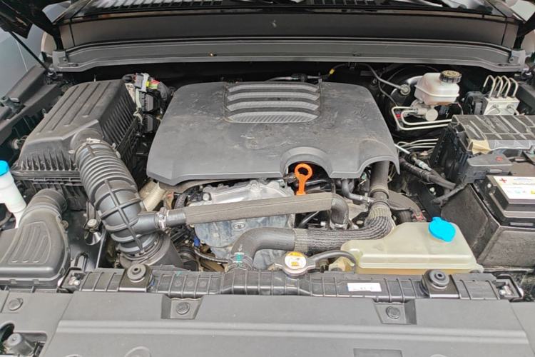 Used Tank 300 2021 Off-Road Edition 2.0T Challenger Engine Bay