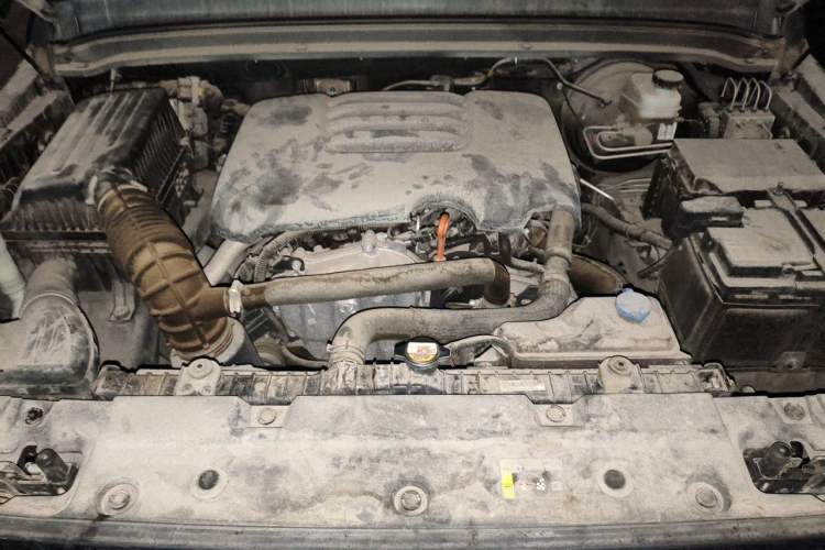 Used Tank 300 2021 Off-Road Edition 2.0T Challenger Engine Bay