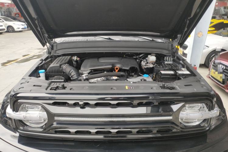Used Tank 300 2021 Off-Road Edition 2.0T Challenger Engine Bay