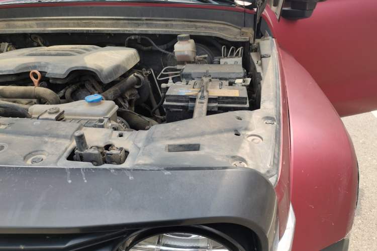 Used Tank 300 2021 Off-Road Edition 2.0T Conqueror Engine Bay Left