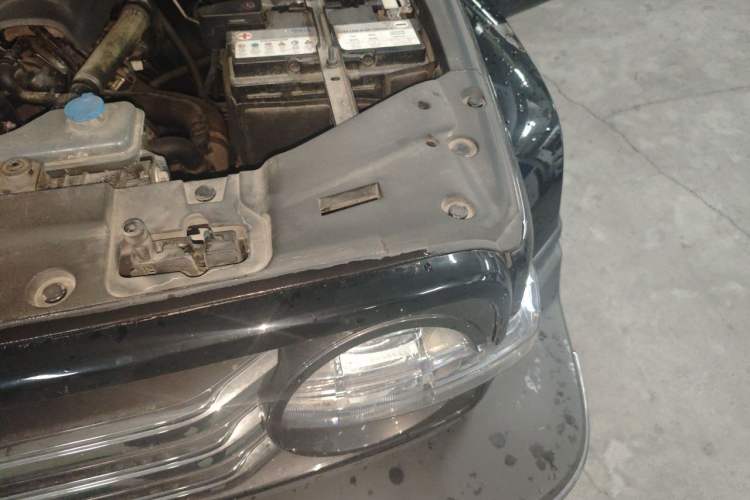 Used Tank 300 2021 City Edition 2.0T—Truly Stylish Engine Bay Left