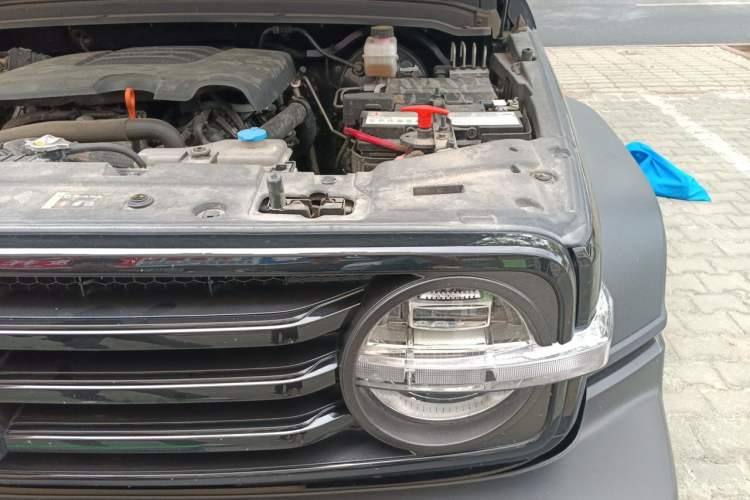 Used Tank 300 2021 Off-Road Edition 2.0T Conqueror Engine Bay Left