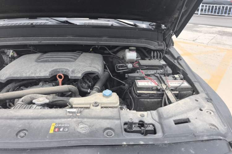 Used Tank 300 2021 Off-Road Edition 2.0T Conqueror Engine Bay Left