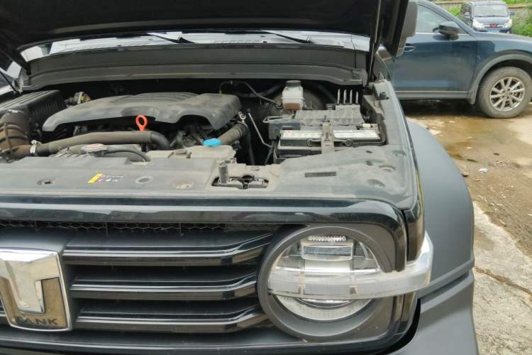 Used Tank 300 2021 Off-Road Edition 2.0T Conqueror Engine Bay Left