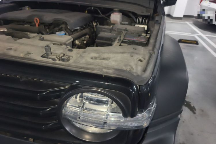 Used Tank 300 2021 Off-Road Edition 2.0T Challenger Engine Bay Left