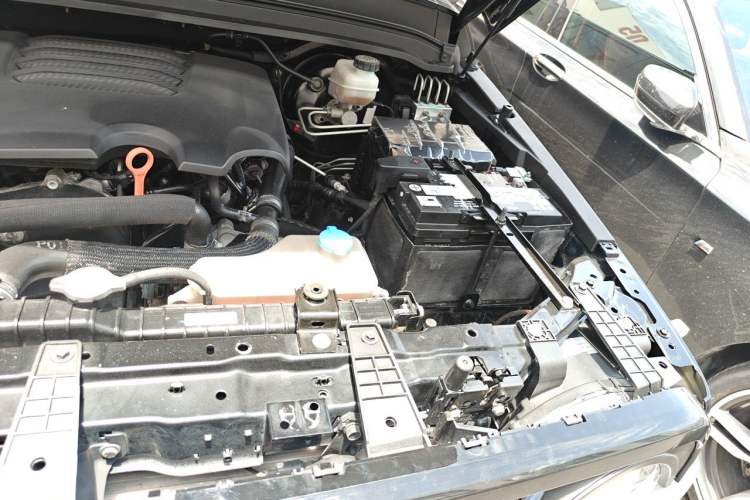 Used Tank 300 2021 City Edition 2.0T—Truly Stylish Engine Bay Left