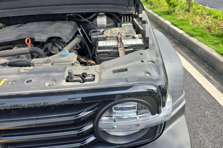 Used Tank 300 2021 Off-Road Edition 2.0T Challenger Engine Bay Left