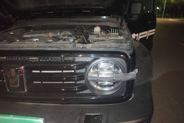 Used Tank 300 2021 Off-Road Edition 2.0T Challenger Engine Bay Left