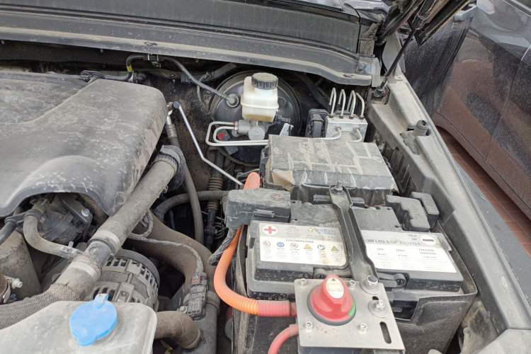 Used Tank 300 2021 Off-Road Edition 2.0T Conqueror Engine Bay Left