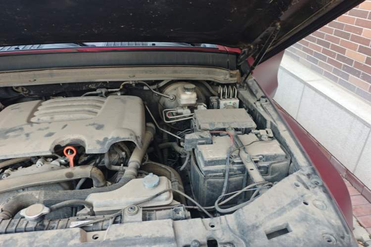 Used Tank 300 2021 City Edition 2.0T—Truly Stylish Engine Bay Left