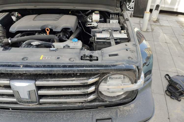 Used Tank 300 2021 City Edition 2.0T—Truly Stylish Engine Bay Left