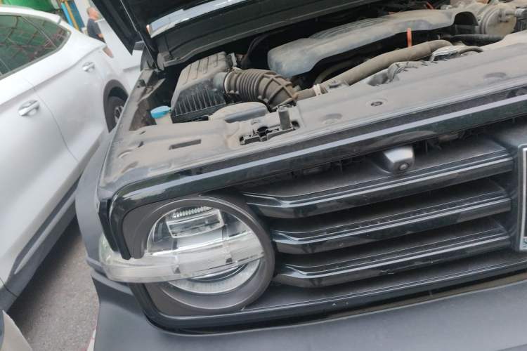 Used Tank 300 2021 Off-Road Edition 2.0T Challenger Engine Bay Right