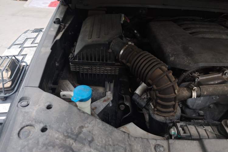 Used Tank 300 2021 Off-Road Edition 2.0T Conqueror Engine Bay Right