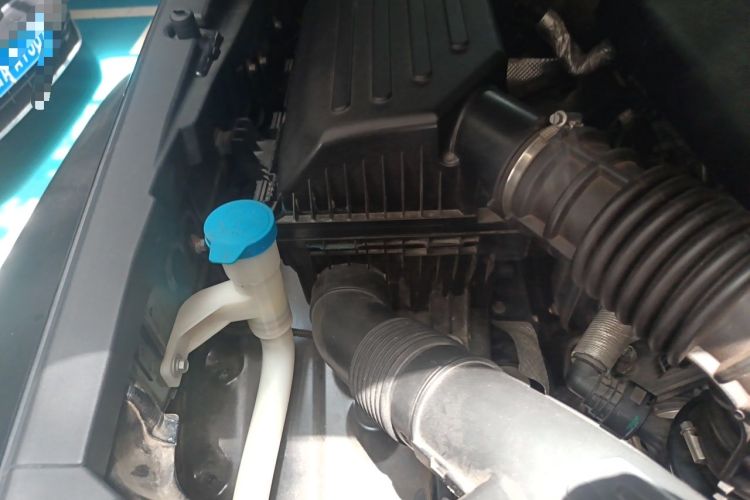 Used Tank 300 2021 City Edition 2.0T—Truly Stylish Engine Bay Right