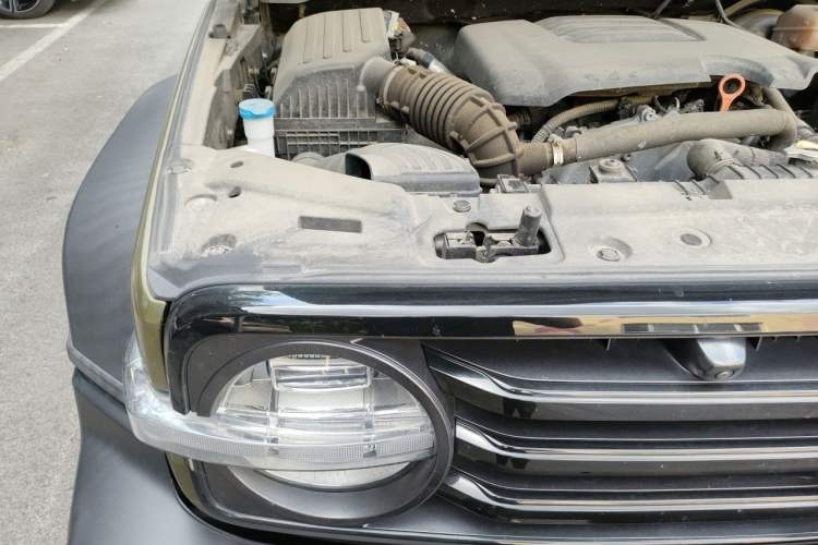 Used Tank 300 2021 Off-Road Edition 2.0T Challenger Engine Bay Right