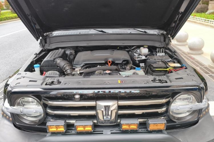 Used Tank 300 2021 City Edition 2.0T—Truly Stylish Engine Bay