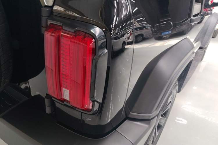 Used Tank 300 2021 Off-Road Edition 2.0T Conqueror Exterior 3