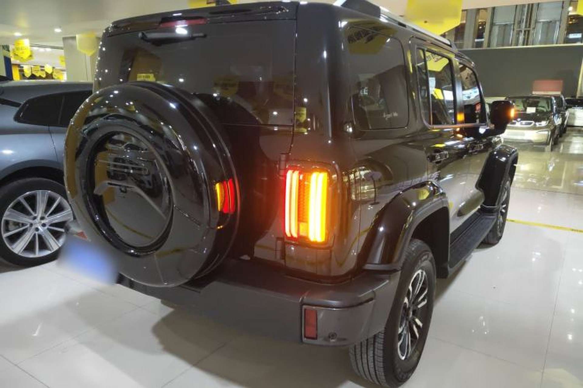 Used Tank 300 2021 City Edition 2.0T My Vision Model Exterior 5