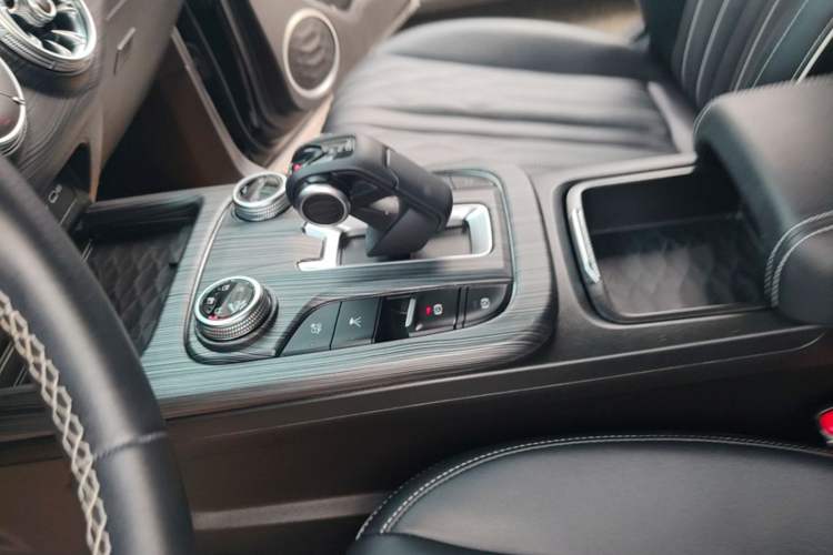 Used Tank 300 2021 Off-Road Edition 2.0T Challenger Gear Lever