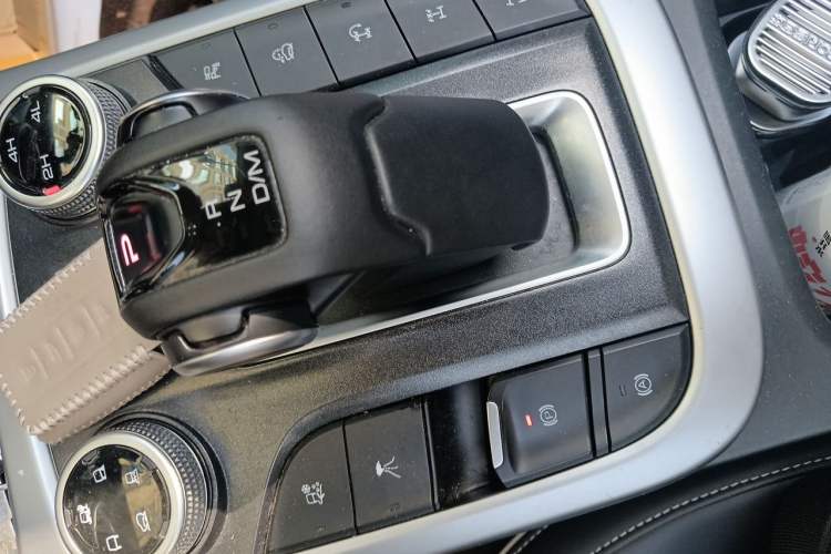 Used Tank 300 2021 Off-Road Edition 2.0T Conqueror Gear Lever