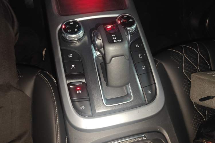 Used Tank 300 2021 Off-Road Edition 2.0T Challenger Gear Lever