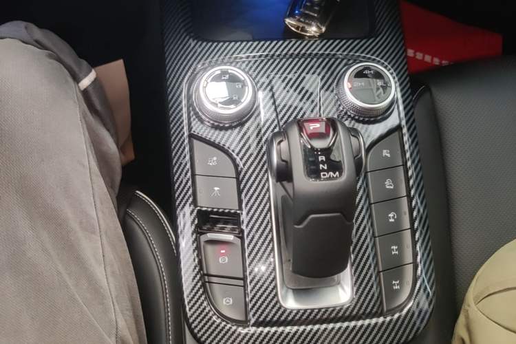Used Tank 300 2021 Off-Road Edition 2.0T Conqueror Gear Lever