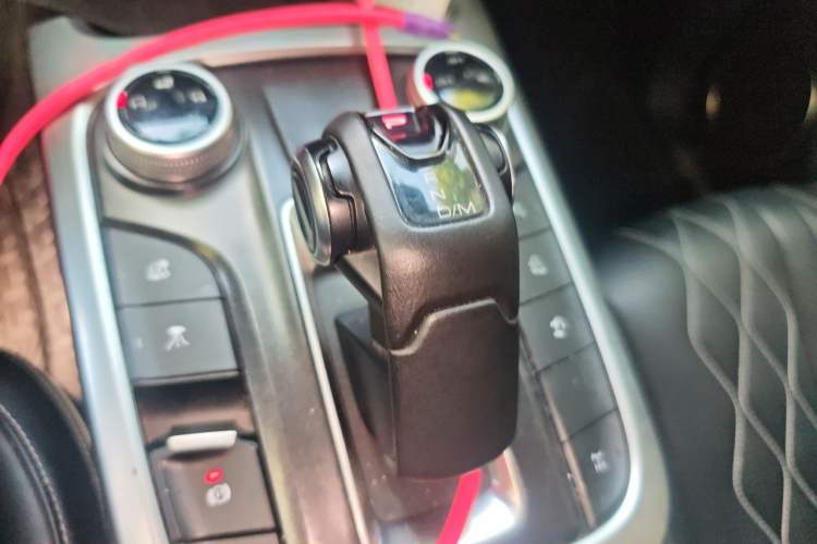 Used Tank 300 2021 Off-Road Edition 2.0T Challenger Gear Lever