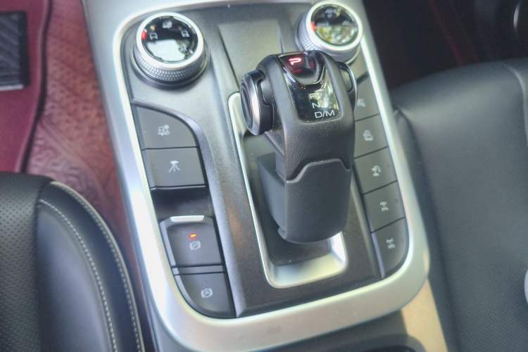 Used Tank 300 2021 Off-Road Edition 2.0T Conqueror Gear Lever