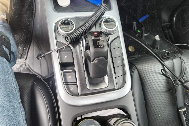 Used Tank 300 2021 Off-Road Edition 2.0T Conqueror Gear Lever