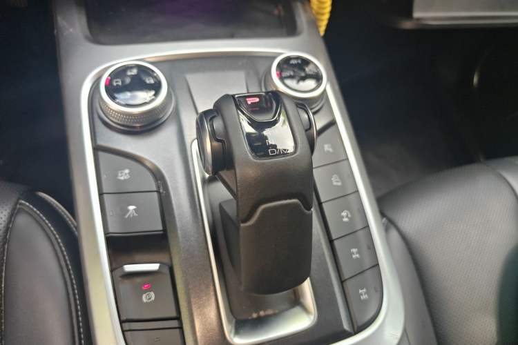 Used Tank 300 2021 Off-Road Edition 2.0T Conqueror Gear Lever