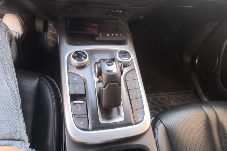 Used Tank 300 2021 Off-Road Edition 2.0T Conqueror Gear Lever