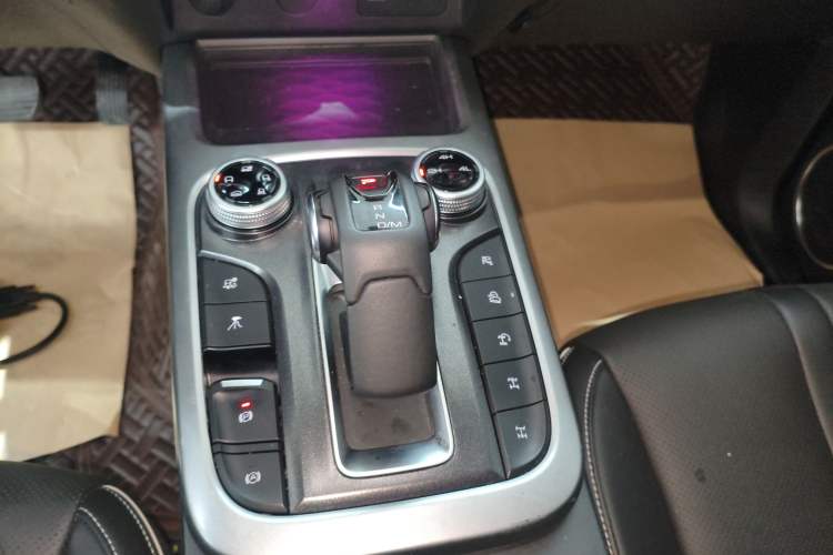 Used Tank 300 2021 Off-Road Edition 2.0T Conqueror Gear Lever