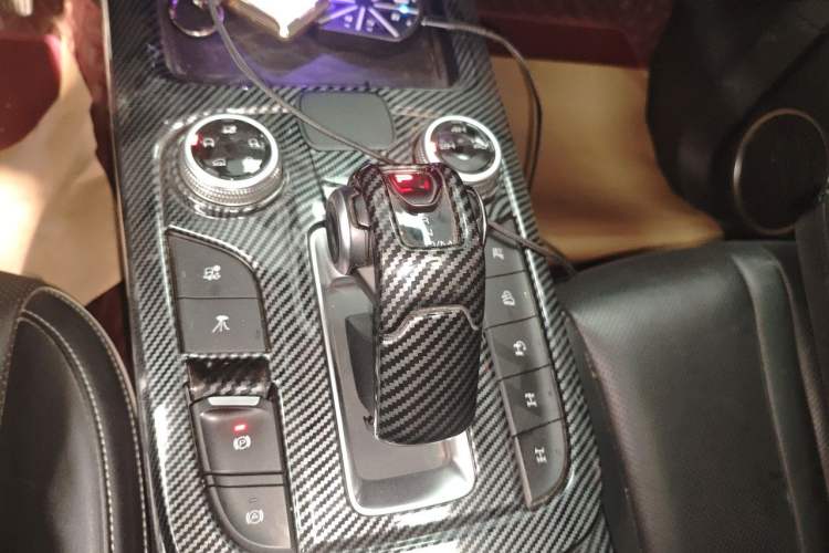 Used Tank 300 2021 Off-Road Edition 2.0T Conqueror Gear Lever