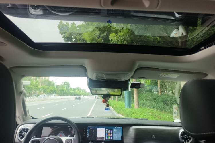 Used Tank 300 2021 City Edition 2.0T—Truly Stylish Headliner