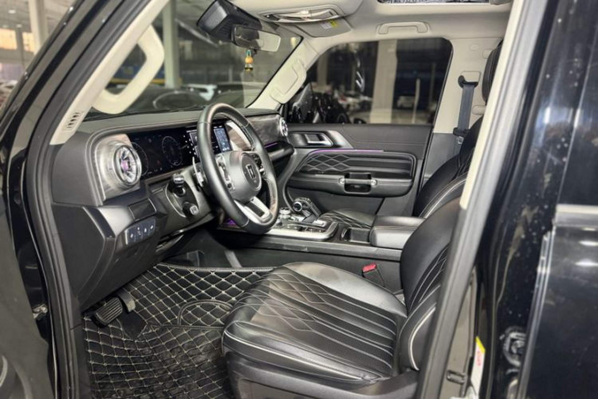 Used Tank 300 2021 Off-Road Edition 2.0T Challenger Interior 1