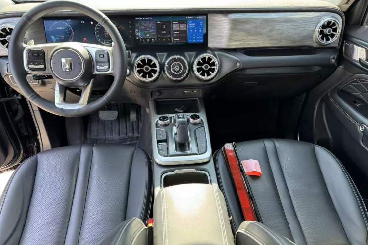 Used Tank 300 2021 City Edition 2.0T—Truly Stylish Interior 1