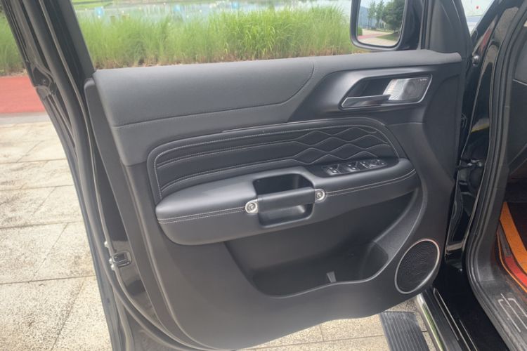 Used Tank 300 2021 City Edition 2.0T—Truly Stylish Interior 11