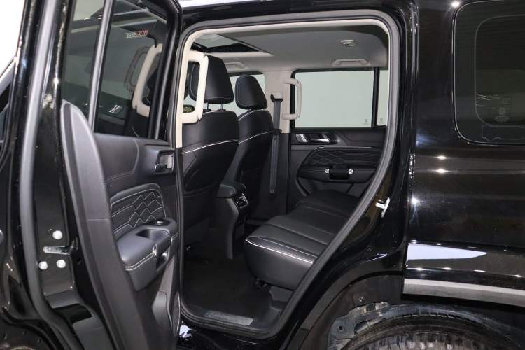 Used Tank 300 2021 City Edition 2.0T—Truly Stylish Interior 2