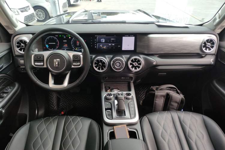 Used Tank 300 2021 Off-Road Edition 2.0T Challenger Interior 2